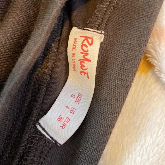 Brown Mushroom graphic oversized shirt - Picture 2 of 2